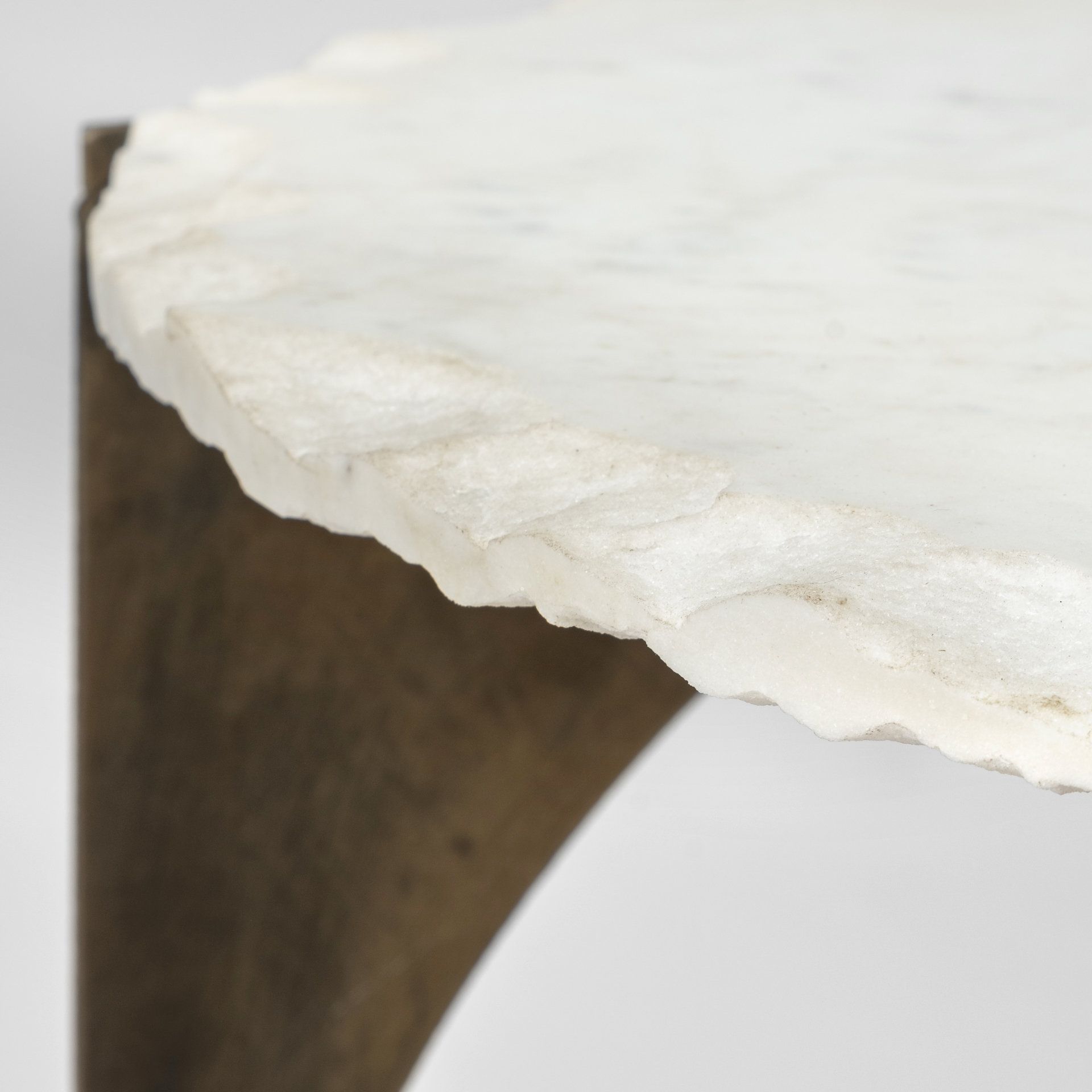 Round Live-Edge Side Table With Marble Top And Gold Metal Base