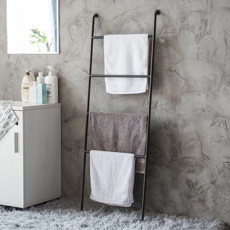 Tall best sale blanket ladder